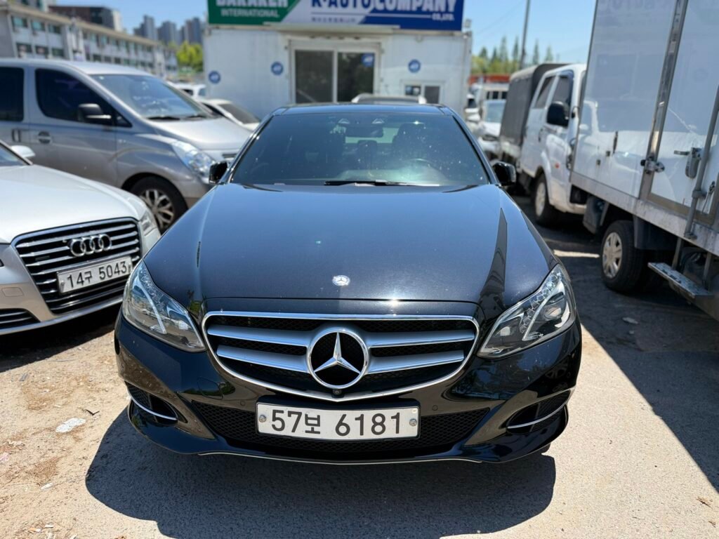 E300