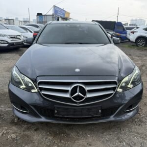 E300